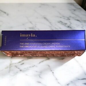 Imayla Hydrating Lipstick in the shade Froze